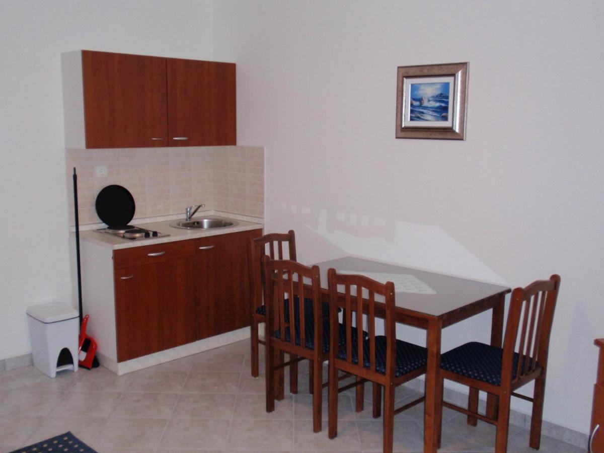 Apartmani Area Doma Trogir Exterior foto